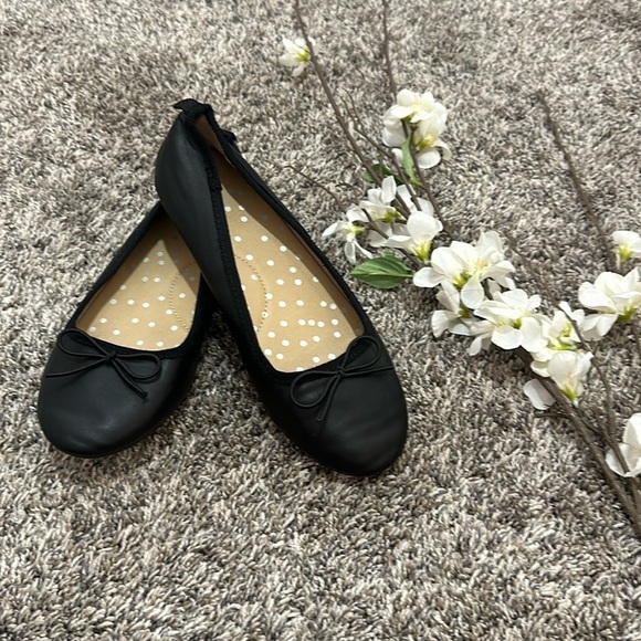 Cat & Jack Other - Black Cat&Jack flats size 3